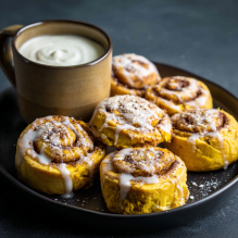 Mini_Pumpkin_Cinnamon_Rolls_with_Cream_Cheese_